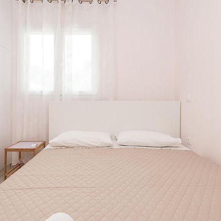 Lazaros Apartments Gouviá Extérieur photo