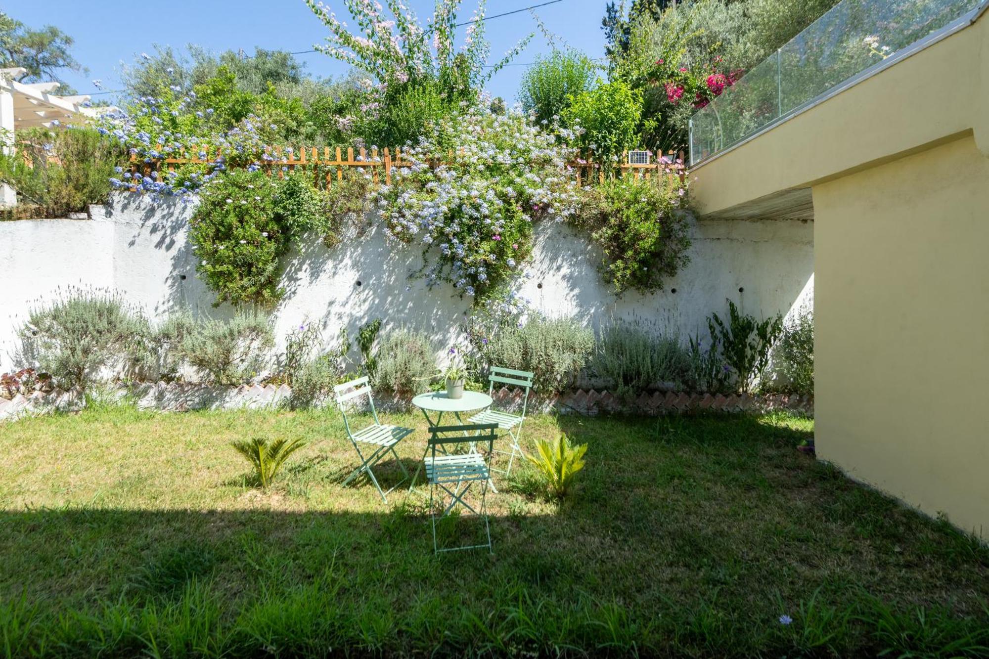 Lazaros Apartments Gouviá Extérieur photo